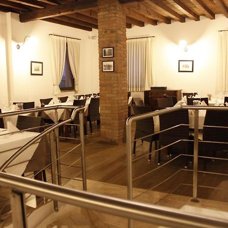 Hotel La Vecchia Reggio Реджонель-Эмилия Экстерьер фото