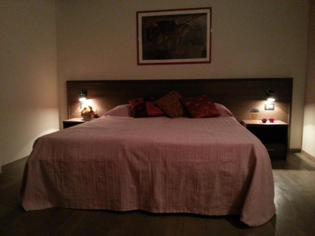 Hotel La Vecchia Reggio Реджонель-Эмилия Номер фото