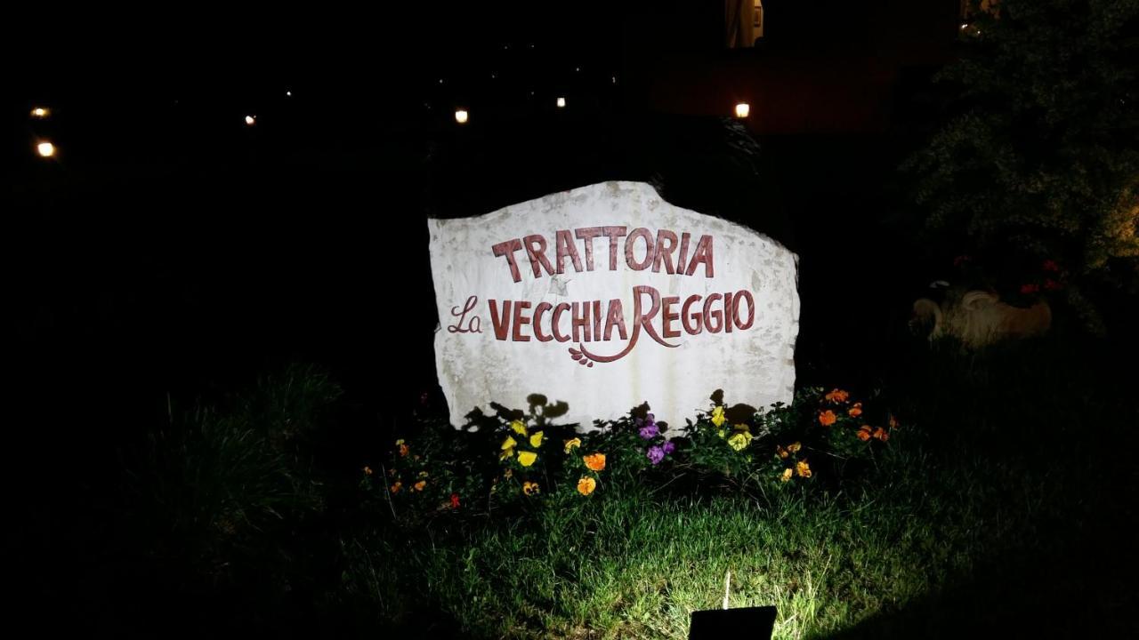 Hotel La Vecchia Reggio Реджонель-Эмилия Экстерьер фото